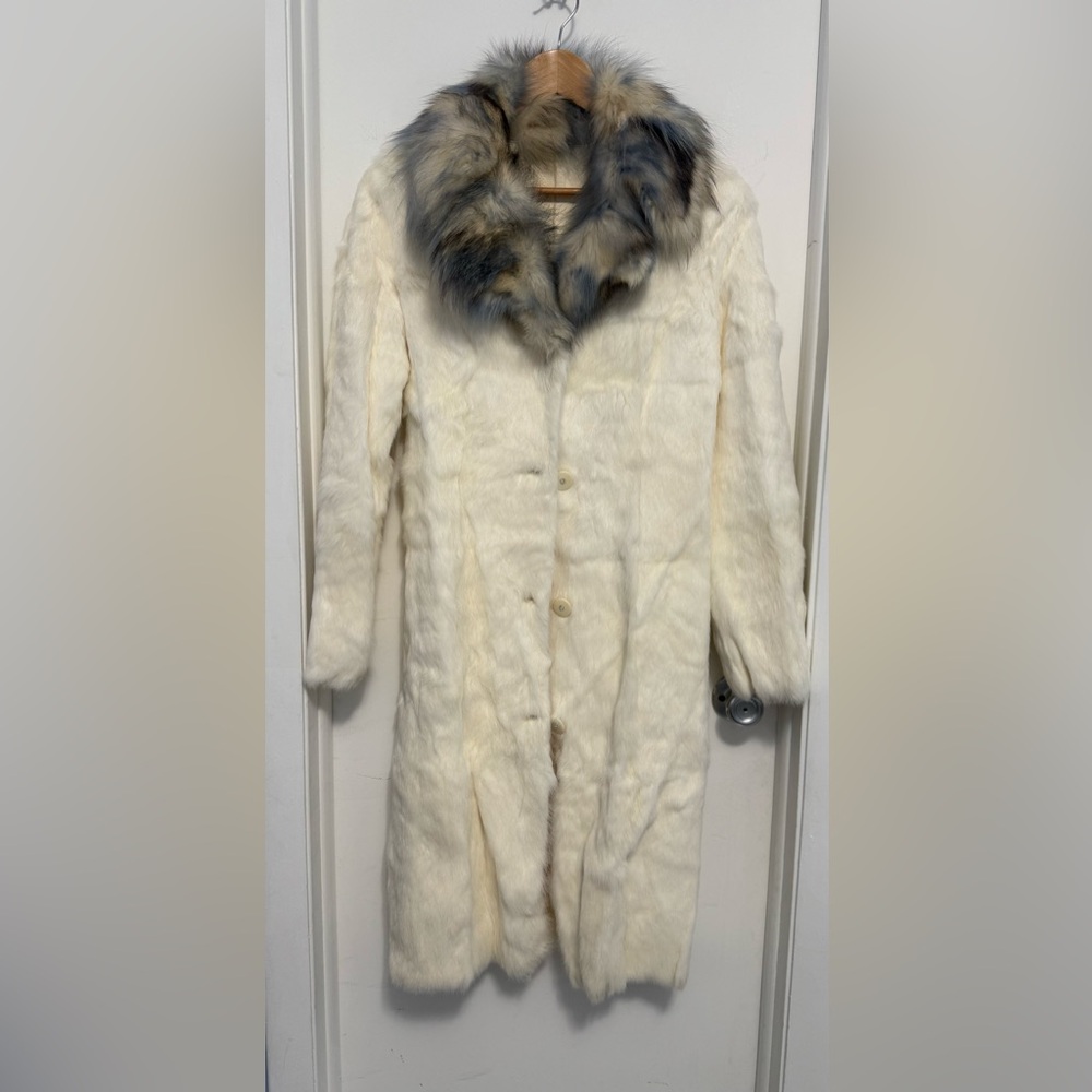 Luxury white Rabbit Fur Coat with Contrasting Fur Collar